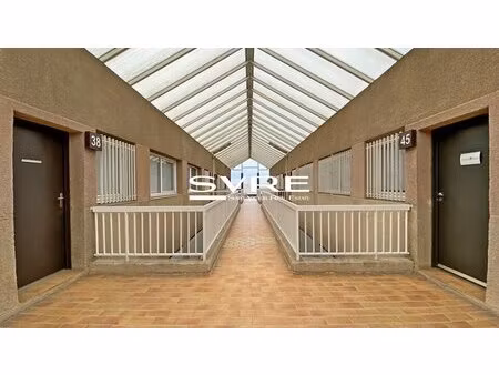 location local professionnel 53m² vitrolles 13127