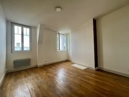 location appartement 3 pièces 56m² ussel 19200