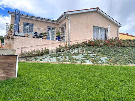 maison t4 près de matour à vendre