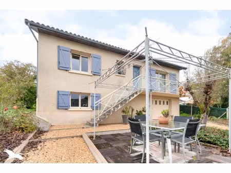 vente maison 6 pièces 99.75 m² à saint-just-le-martel (87590)  224 900 €