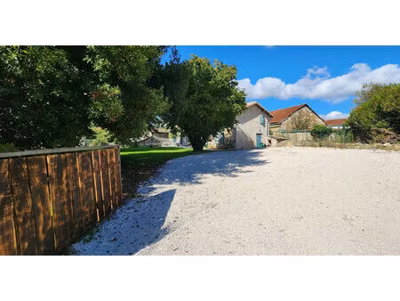 vente maison 7 pièces  216.00m²  chaunay