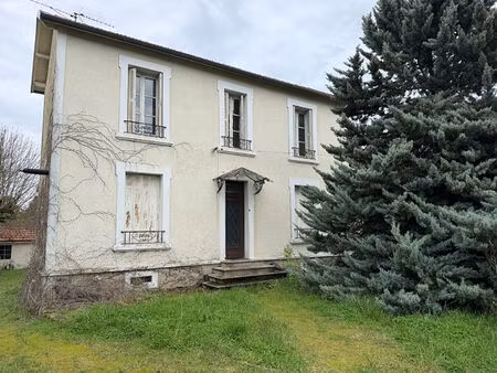 vente maison 6 pièces  131.00m²  poitiers