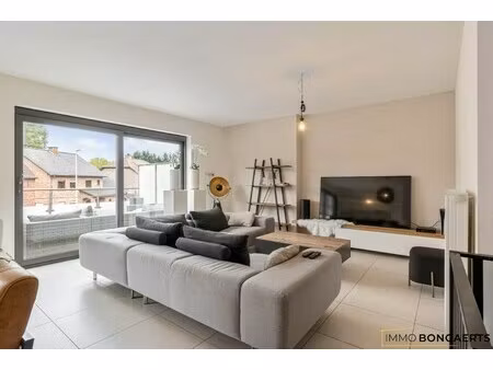 appartement te koop in as met 2 slaapkamers