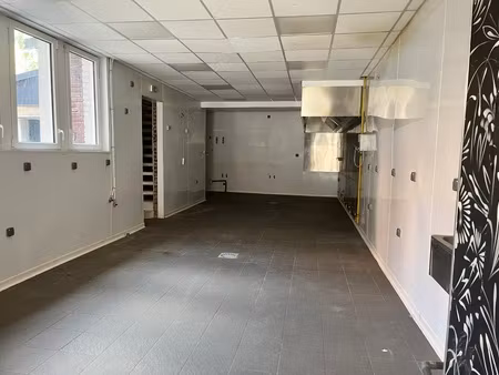 achat local commercial 110m²