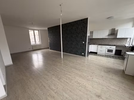 location appartement 4 pièces 98m² guise 02120