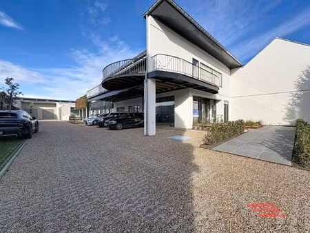 ruim duplexappartement met 3 slaapkamers en terras