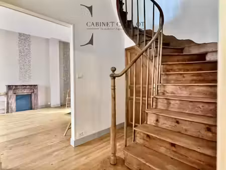 vente maison saintes 17100 - - surface privée