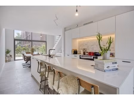 huis te koop in rekem met 2 slaapkamers