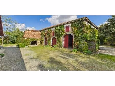 propriété avec piscine tilh (40)