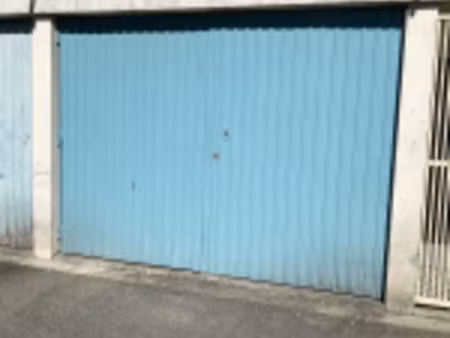 achat parking agen 47000