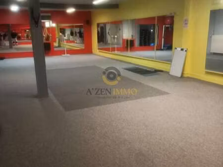 vente immeuble à thouars (79100) : à vendre / 510m² thouars