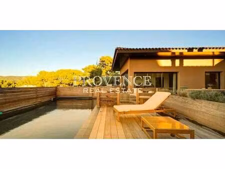 maison avec piscine et jardin sanary-sur-mer (83)