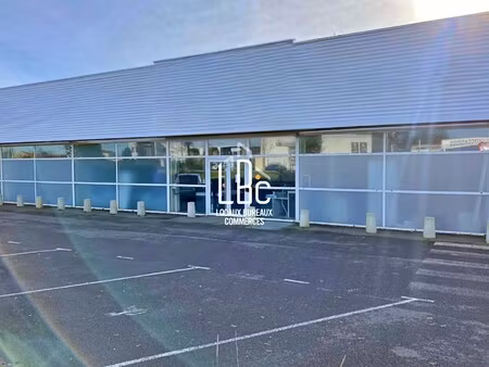 location local commercial