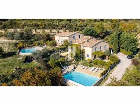 maison avec piscine et jardin vinsobres (26)