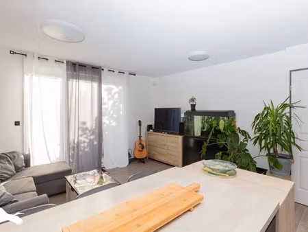 vente appartement 3 pièces 60 m² à l'isle-jourdain (32600)  179 655 €