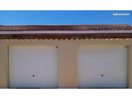 box de stockage / garage box