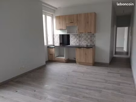 location t3 à miramont de guyenne