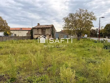 vente terrain à batir 777 m² à saint-aubin-du-plain (79300)  25 000 €