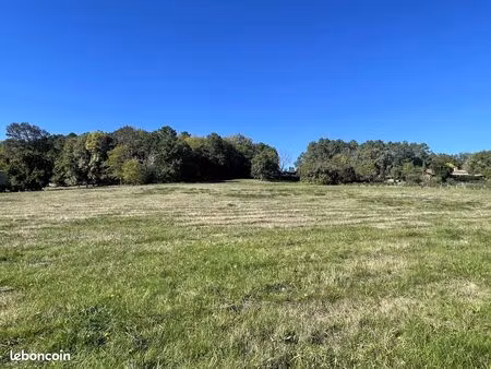 terrain 14649 m² villamblard