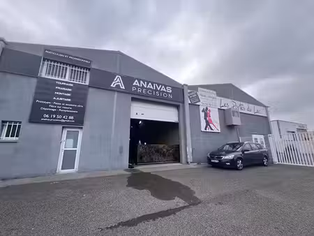 location locaux professionnels 0 pièces 209 m² à saint-estève (66240)  1 918 €
