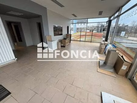 local commercial à louer