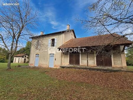 maison 4 pièces 265 m²