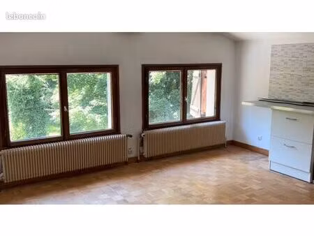 appartement dans maison