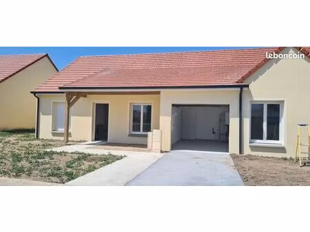 maison residence senior contres