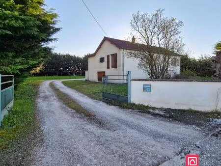 maison sur sous sol avec terrain proche arnay le duc
