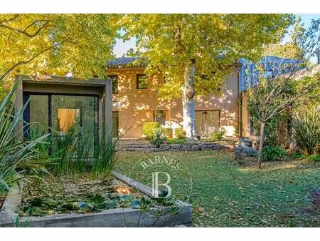 grans - maison ancienne renovee - 172m² - 4 chambres - bureau - jardin - piscine