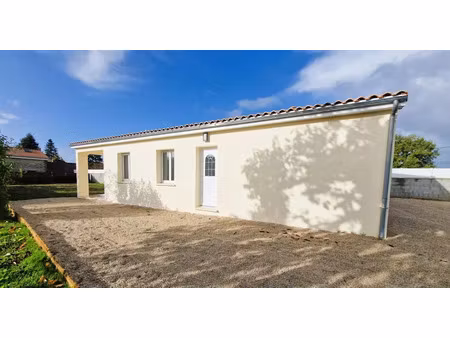 vente maison 4 pièces 101 m² à saint-pierre-d'exideuil (86400)  179 500 €