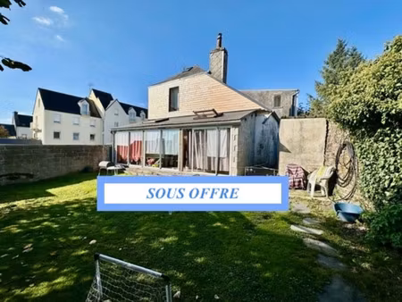 immeuble à vendre carhaix plouguer 7 pièce(s) 141m2 81 900€