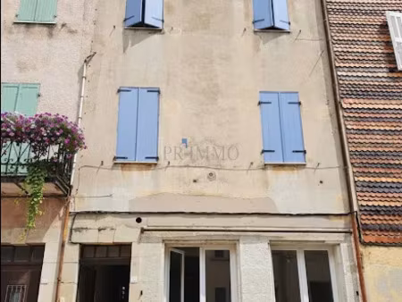 vente maison 13 pièces 179 m² à carces (83570)  229 000 €