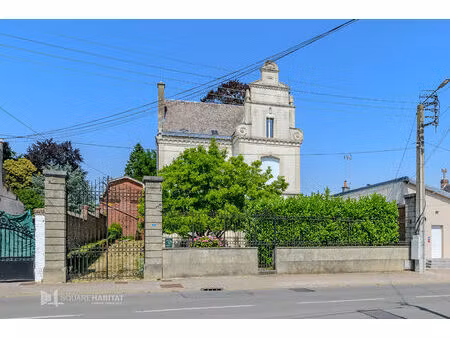 achat maison 7 pièces 211m²