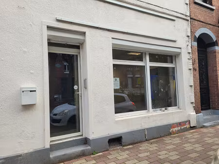 location local commercial