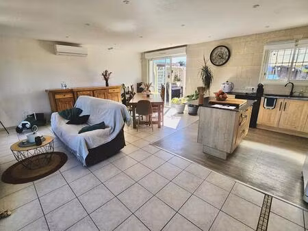 pavillon 3 chambres sur terrain 1200 m2 secteur pugnac