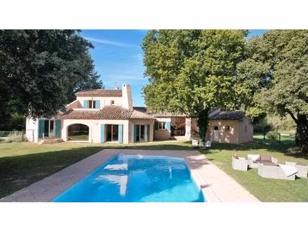maison piolenc 190 m² sur terrain de 4528 m² arboré avec piscine