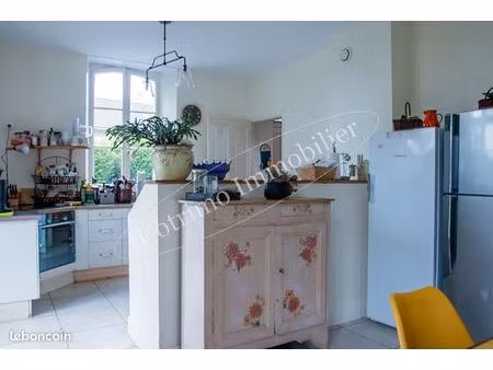 maison 4 pièces 139 m²