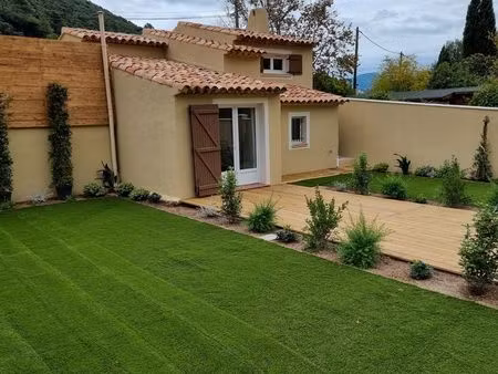 maison 42m2 indépendante - jardin clos sans vis à vis - terrasses - parking fermé - loyer 