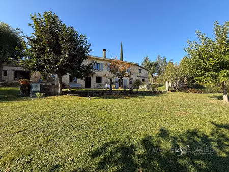 magnifique propriété en pierre blanche rénovée à 20 minutes d'albi