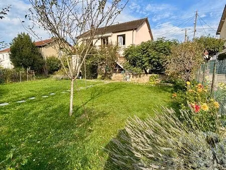 charmante maison rénovée bordure du canal de bourgogne