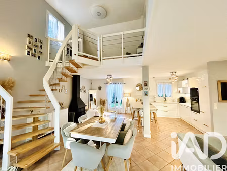 vente maison 8 pièces 178 m² à cléré-les-pins (37340)  374 000 €