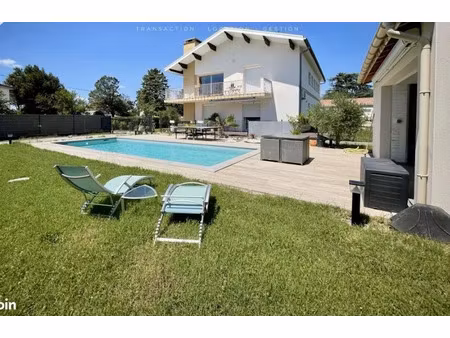 vente maison 8 pièces 200 m² à malissard (26120)  535 000 €
