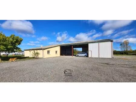 local commercial à vendre