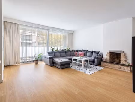 appartement à vendre à berchem € 335.000 (lgrny) - invast | zimmo