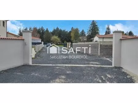 terrain constructible viabilisé à vendre