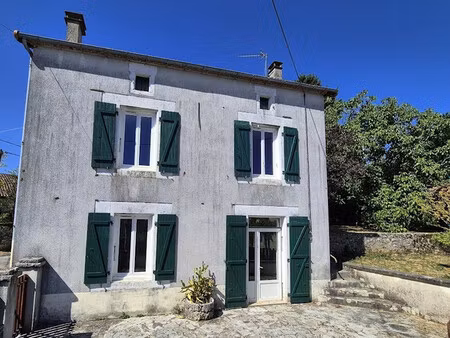 maison à vendre à saint-claud (16450) - charente