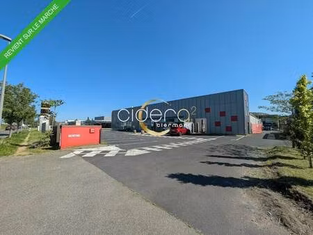 local commercial à louer