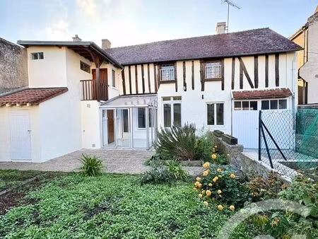 maison à louer - 4 pièces - 113 m2 - chateauneuf sur loire - 45 - centre