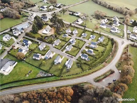 terrain 613 m² brandivy